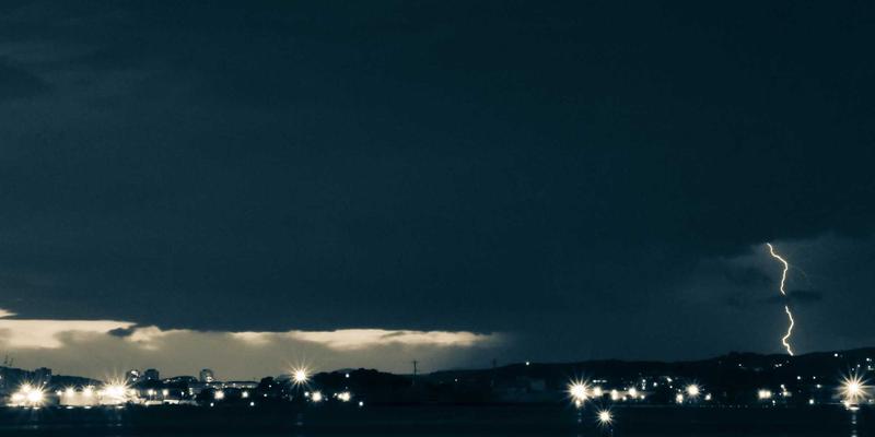 智能升级新引擎：机械设备自动化中传感器选型与集成的核心策略